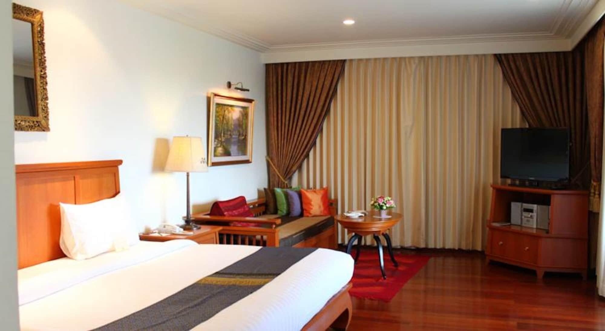 The Imperial River House Resort, Чианграй Экстерьер фото