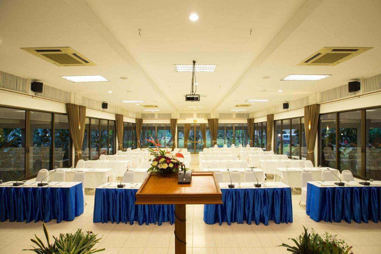 The Imperial River House Resort, Чианграй Экстерьер фото